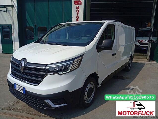 Long wheelbase van Renault Trafic L
