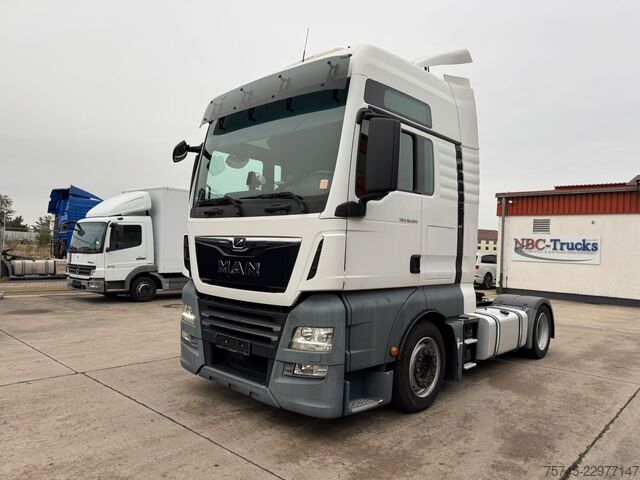 Tilavuusyksikköveturi MAN TGX 18.500 XXL * RETARDER * STANDKLIMA * VER. SA