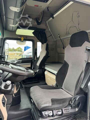 Tilavuusyksikköveturi MAN TGX 18.500 XXL * RETARDER * STANDKLIMA * VER. SA
