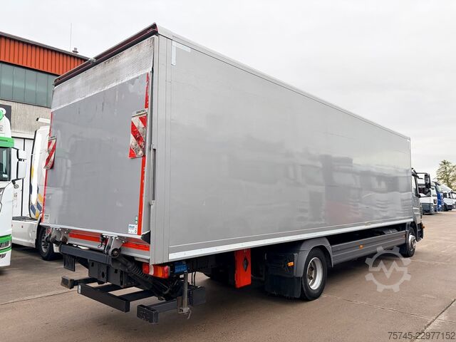 Kuorma-auto umpikorilla MERCEDES-BENZ ATEGO 1224 / 8,60M KOFFER / LBW / KAMERA