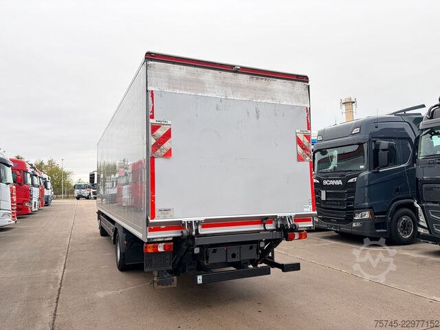 Kuorma-auto umpikorilla MERCEDES-BENZ ATEGO 1224 / 8,60M KOFFER / LBW / KAMERA