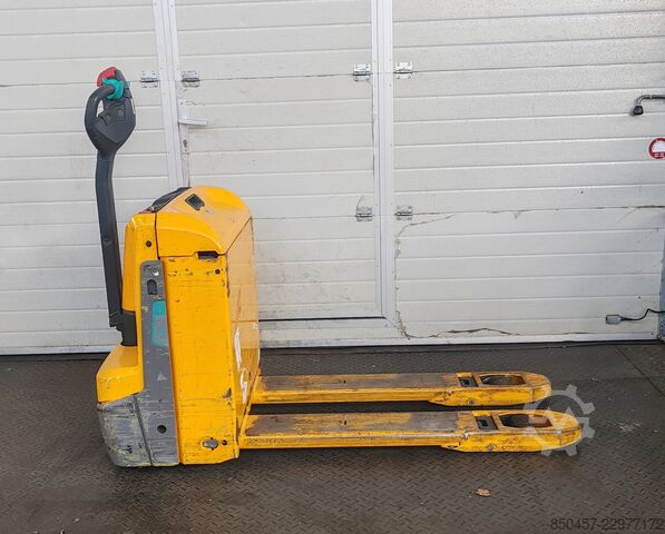 Carretilla elevadora baja Jungheinrich EJE 116 li-ion
