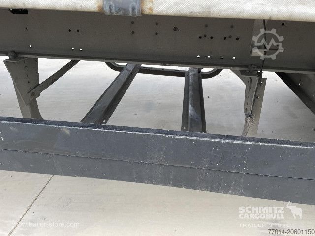 Otvorený náves s plachtou Schmitz Cargobull Curtainsider Standard