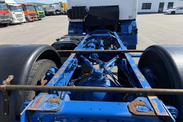 LKW-Fahrgestell MAN LE 14.280 Fahrgestell  / Swiss-Vehicle