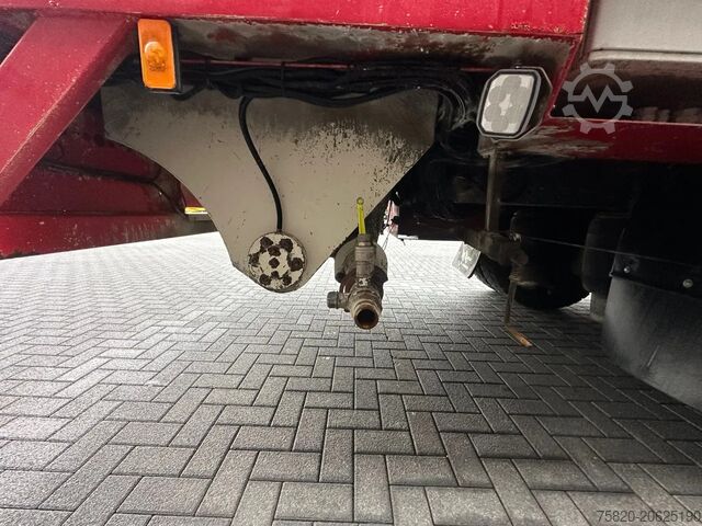 čerpadlo na betón Renault C460 8X4 MC MACHINE CHAPE/EPS./MORTEL/CEMENT/S...