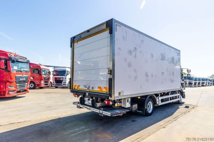 冷藏/冷冻运输 RENAULT D10 210 DXI // FRIGO CARRIER SUPRA 750+HAYON