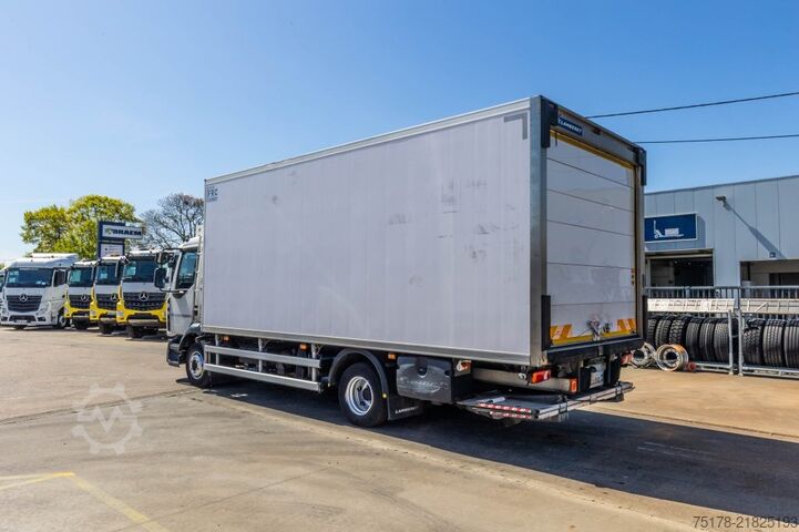 冷藏/冷冻运输 RENAULT D10 210 DXI // FRIGO CARRIER SUPRA 750+HAYON