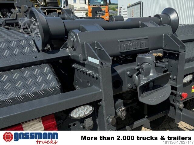 Autocamion cu cârlig pentru containere  20-47 S