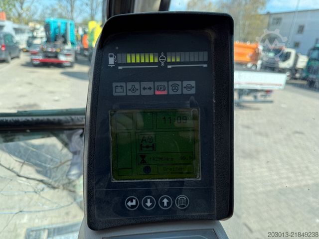 Mobile excavator LIEBHERR A 904 C Litronic Mobilbagger *14.296h