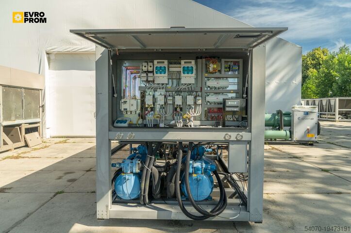 Chladiace zariadenie Used Aircooled chiller Uniflair BREC2202A 503 kW. 2013 yom