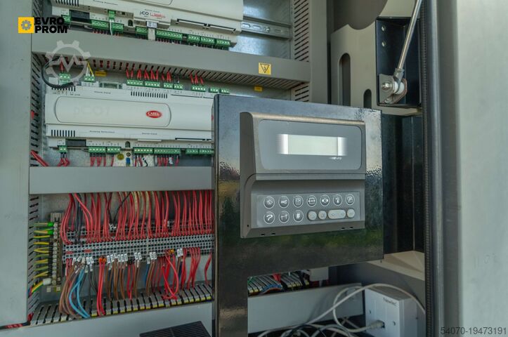 Chladiace zariadenie Used Aircooled chiller Uniflair BREC2202A 503 kW. 2013 yom