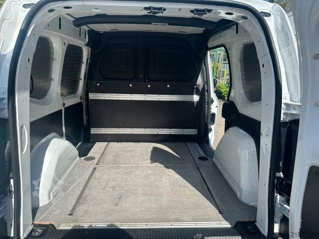 Kastenwagen MERCEDES-BENZ Citan 110 CDI Automatik* Klima* Kamera* Navi *