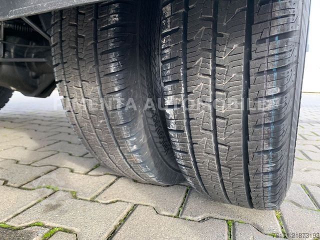 Trostrani kiperski kombi IVECO Daily 70C18HD 3SKIPPER STAUKISTE DIFFSPE AHK LED