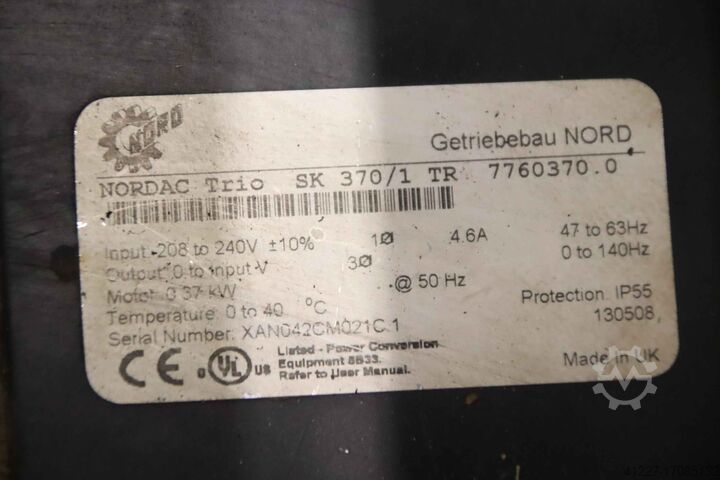 Transfert de la station du convoyeur à rouleaux Unbekannt** 2825/1410/H870 mm