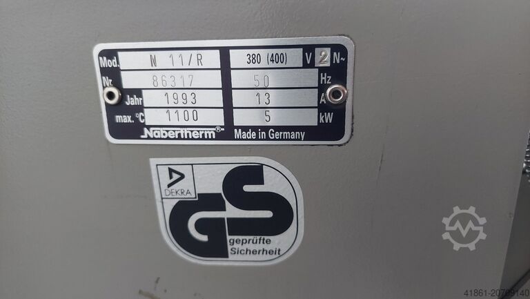 Four de durcissement NABERTHERM N 11 HR