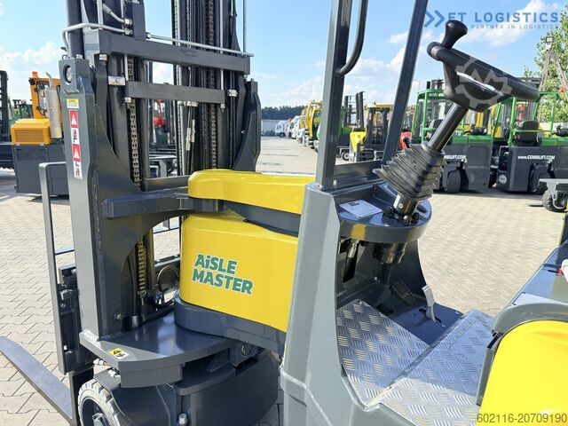 窄巷道叉车 Combilift AISLE MASTER TRIPLEX 8500 FREE LIFT TOP1