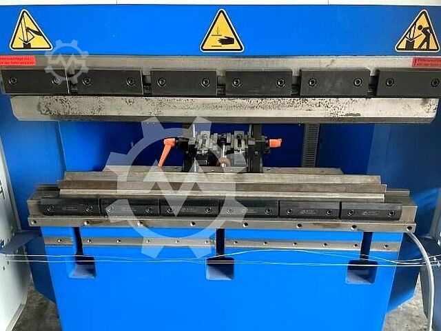 Πρέσες κάμψης Boschert Profi 28 / 1000 CNC 2014 Boschert Profi 28 / 1000 CNC