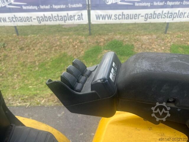 Dieselové vysokozdvižné vozíky Yale GDP45SVX5 V2214