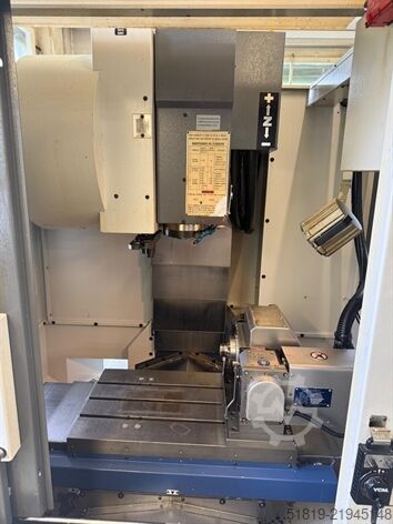 Vertikalus apdirbimo centras YCM  YEONG ChIN YCM - FV 56T