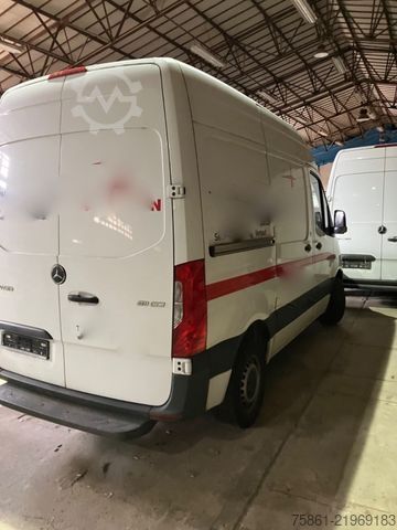 Aukštas mikroautobusas MERCEDES-BENZ 311