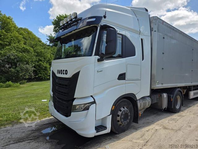 Standard tractor unit IVECO Stralis 480 S-Way, 2 Kreishydr.,Wartungsvertrag
