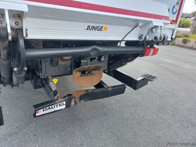 Box truck MERCEDES-BENZ 12-24 Atego Koffer- Blatt/Luft - LBW- Klima