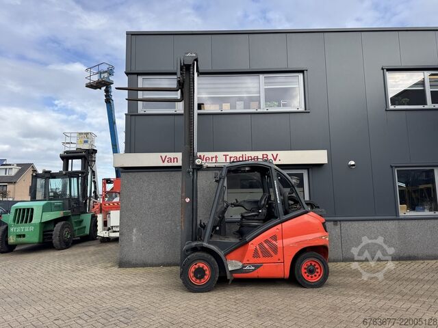 Linde H40T-02 Duplex 370 3ème / 4ème fonction GPL 2014 LINDE H40T-02 Duplo 370 3e / 4e Functie LPG 2014