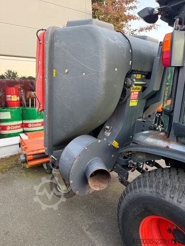 Otro KUBOTA STW40 Klima/Mähwerk/Absaugbehälter Hochentleerun