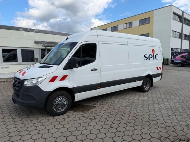 Xe tải nhẹ MERCEDES-BENZ Sprinter 516 CDI Kasten Hochdach