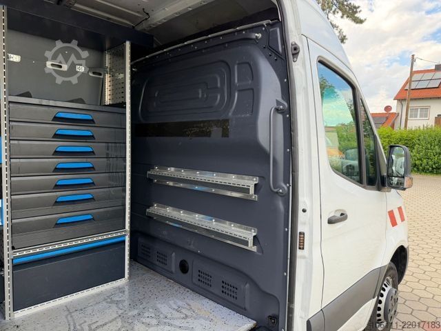 Xe tải nhẹ MERCEDES-BENZ Sprinter 516 CDI Kasten Hochdach