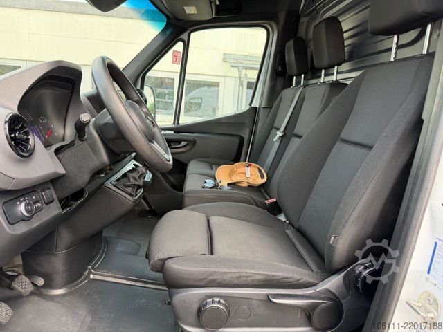 Høy tak varebil MERCEDES-BENZ Sprinter III Kasten 516 CDI RWD
