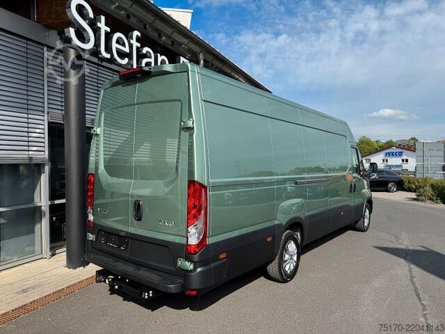 Kombi med högt tak Iveco Daily 35S18 HA8 3.0L *R4.100mm*Automatik*AHK*LED