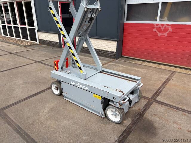 Scissor lift SkyJack SJ III 3219 7,8m Schaarhoogwerker/scissor
