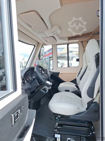 Xe cắm trại tích hợp HYMER/ERIBA B-Klasse ML I BlackLine 880 5 Sitzplätze