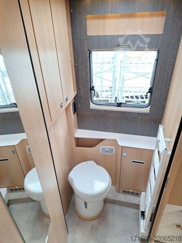 Xe cắm trại tích hợp HYMER/ERIBA B-Klasse ML I BlackLine 880 5 Sitzplätze