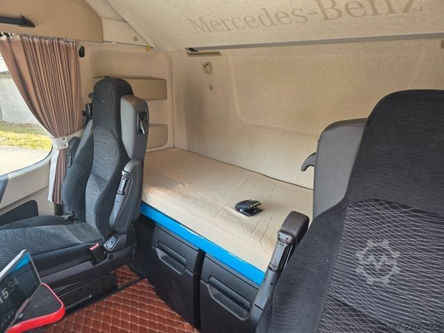 Đầu kéo dung tích lớn MERCEDES-BENZ 1845 Lowliner, Retarder, 2 Tanks, Hubsattelkuppl