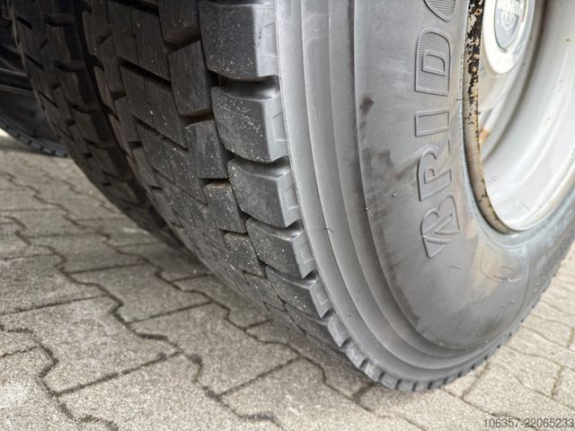 Đầu kéo tiêu chuẩn IVECO Stralis 570 AS440S57 T/P Kipphydraulik Intarder