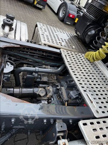 Đầu kéo tiêu chuẩn IVECO Stralis 570 AS440S57 T/P Kipphydraulik Intarder