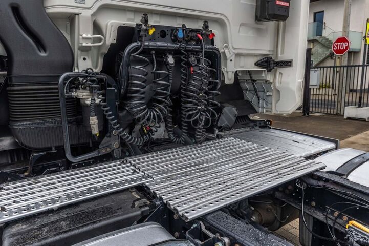 Standard-SZM MAN TGX 18.510 BLS - INTARDER