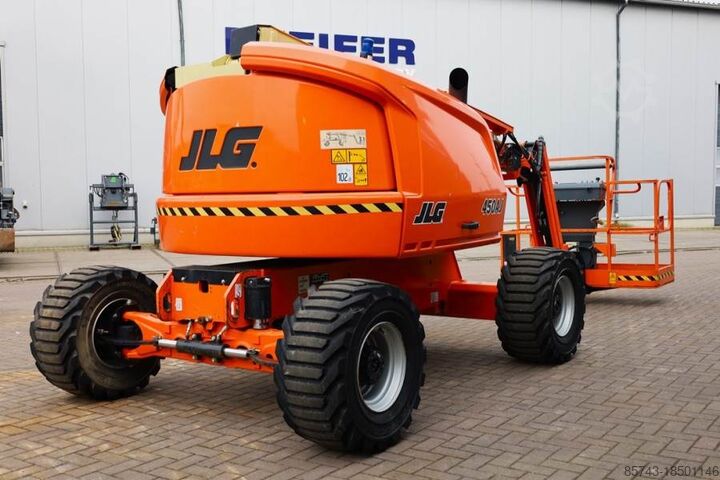 Nivelletty teleskooppinen työtaso JLG 450AJ Diesel, 4x4 Drive, 16m Working Height, 7.5m