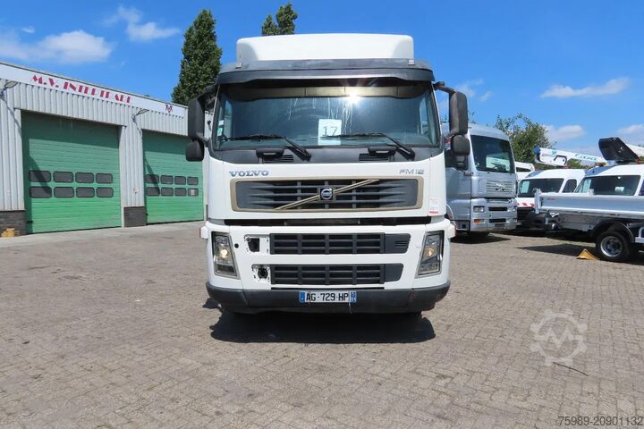 Chassis met cabine Volvo FM 12.380 8x4 FULL SPRING. 100% condition!