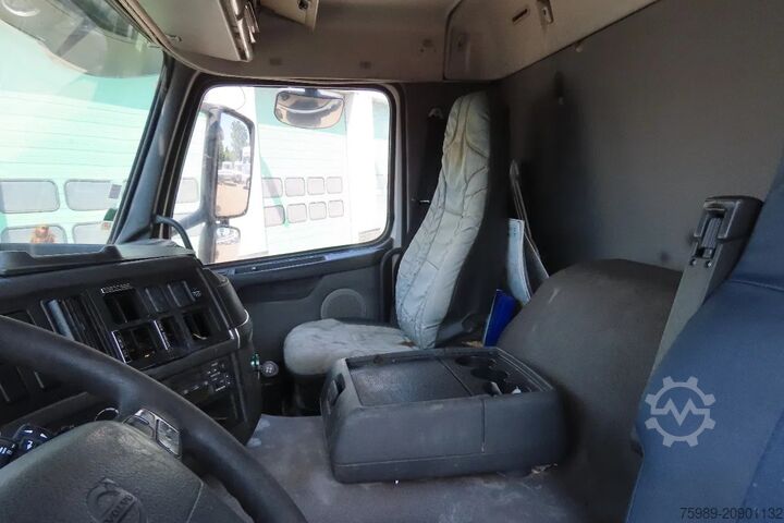 Chassis met cabine Volvo FM 12.380 8x4 FULL SPRING. 100% condition!