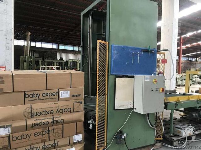 Packaging line for boxes of dismantled beds or similar products