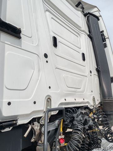 Tractor estándar MERCEDES-BENZ MERCEDES ACTROS 1851 Prime