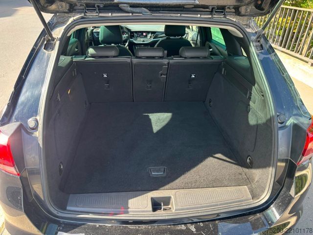 Miniautocarro OPEL Astra 1.4 Turbo Sports Tourer/LED/Kamera/Klima