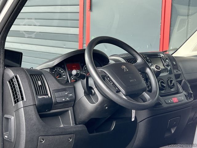 Furgone a tetto alto PEUGEOT Boxer L3H2 Pro BlueHDi Navi Kamera 3-Sitzer