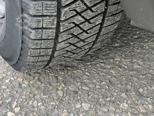 Furgone a tetto alto PEUGEOT Boxer L3H2 Pro BlueHDi Navi Kamera 3-Sitzer