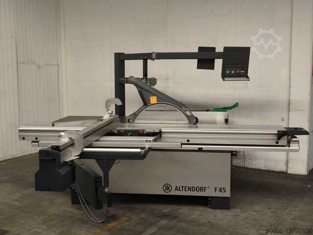 Máy cưa bàn trượt Altendorf F 45 ElmoDrive