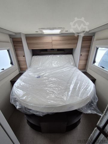 Camper semi-terintegrasi BÜRSTNER B66 TD IT 732  Hubbett / Automatik / 3,65t