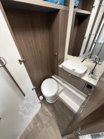 Camper terintegrasi CARADO pro+ I 447 Klima, Automatik, Markise, SAT/TV